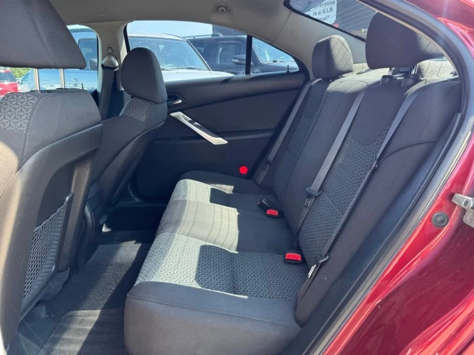 2010 Pontiac G6 - Image 13 of 20