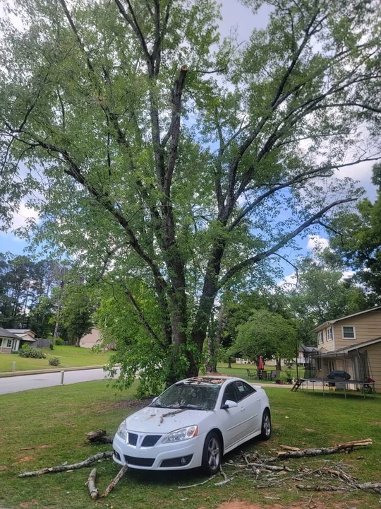 2010 Pontiac G6 - Image 8 of 12