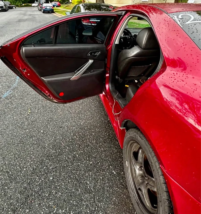 2010 Pontiac G6 - Image 5 of 11