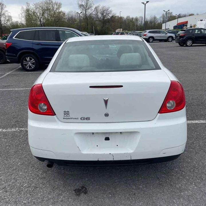 2010 Pontiac G6 - Image 4 of 7