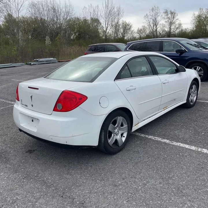2010 Pontiac G6 - Image 3 of 7
