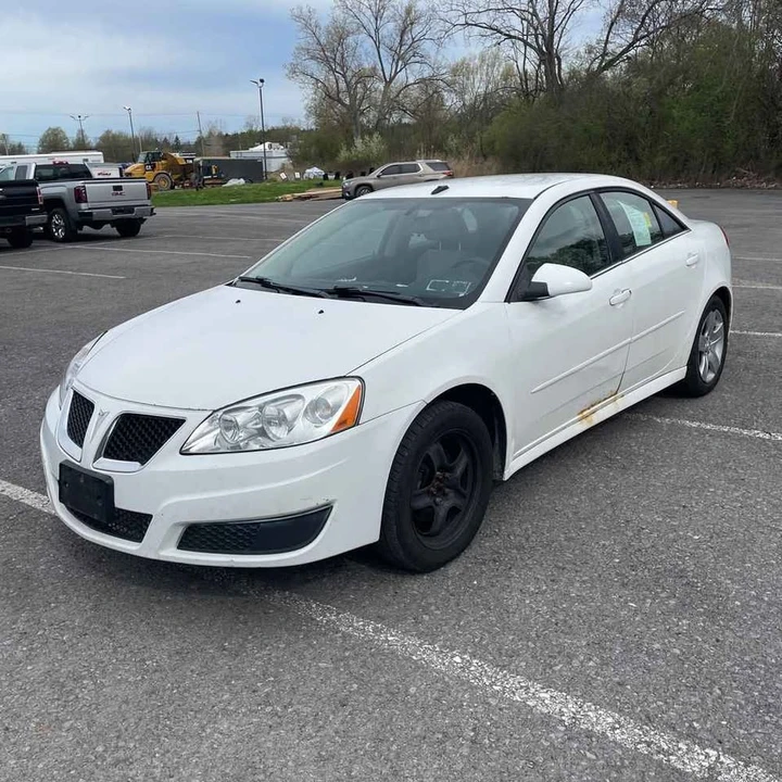 2010 Pontiac G6 - Image 2 of 7