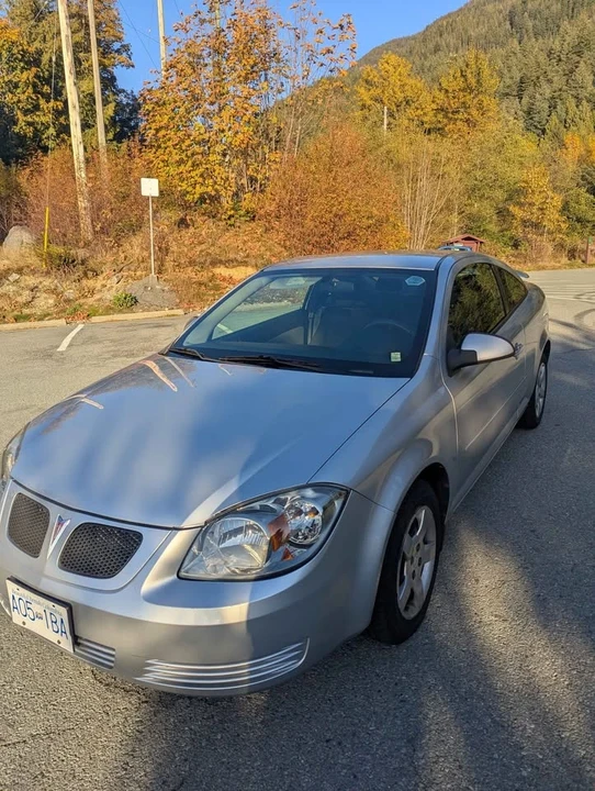2010 Pontiac G5 - Image 3 of 8