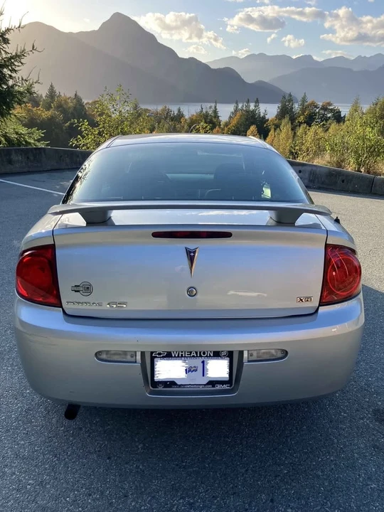 2010 Pontiac G5 - Image 2 of 8