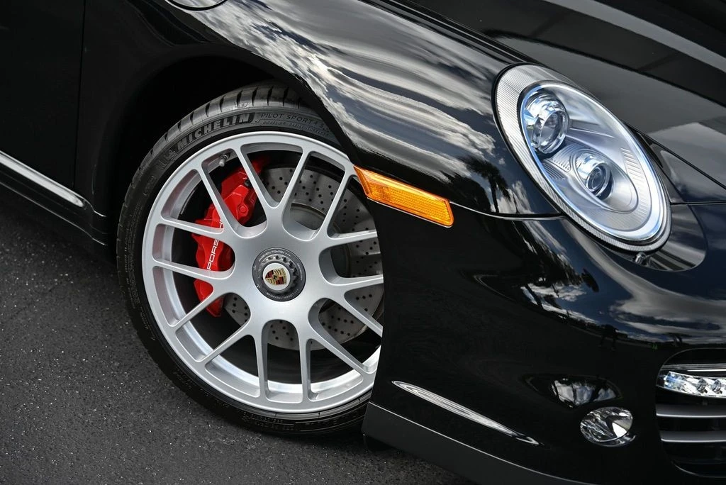 2010 Porsche 997 Turbo - Image 9 of 12