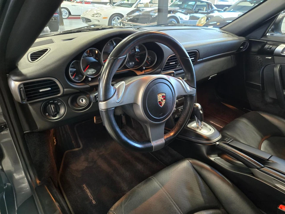 2010 Porsche 997 Carrera - Image 7 of 17