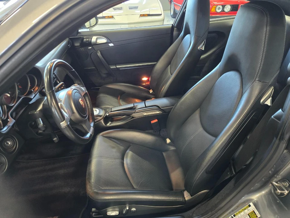 2010 Porsche 997 Carrera - Image 8 of 17