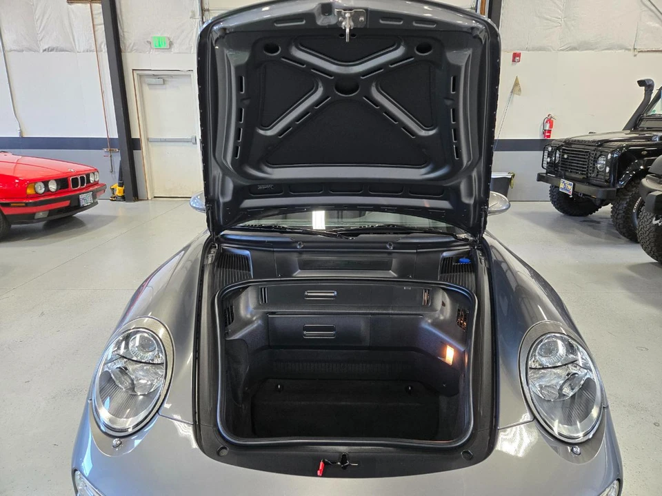 2010 Porsche 997 Carrera - Image 16 of 17