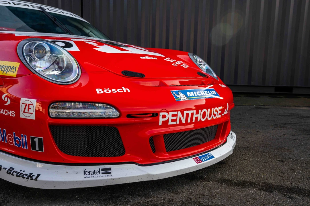 2010 Porsche 911 - Image 22 of 31