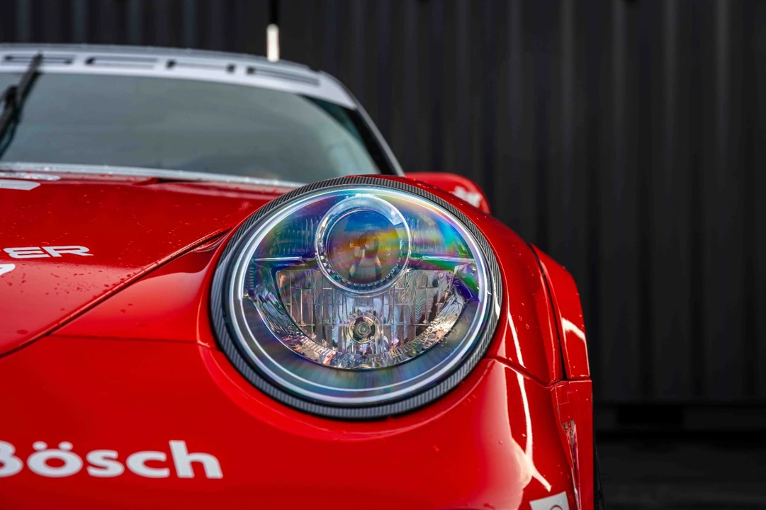 2010 Porsche 911 - Image 25 of 31