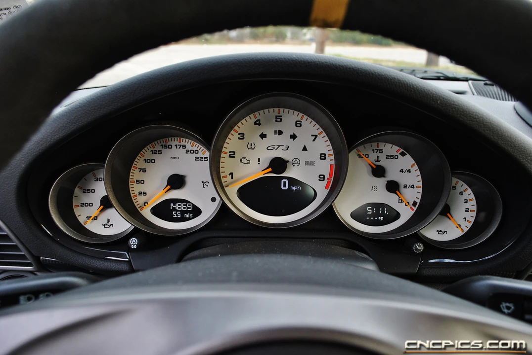 2010 Porsche 997 GT3 RS - Image 12 of 31