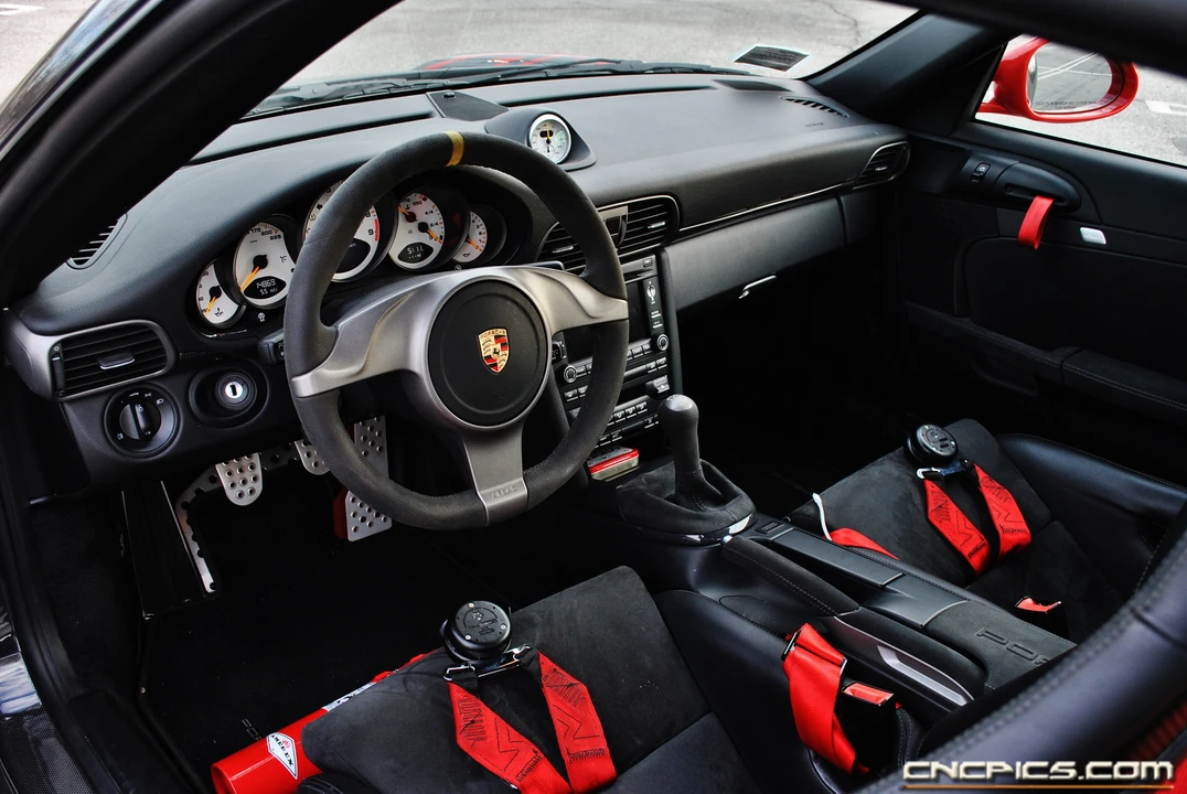 2010 Porsche 997 GT3 RS - Image 29 of 31