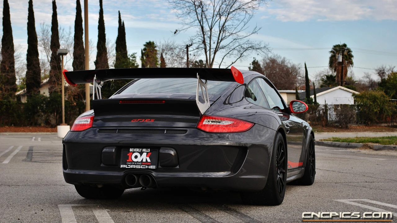 2010 Porsche 997 GT3 RS - Image 27 of 31