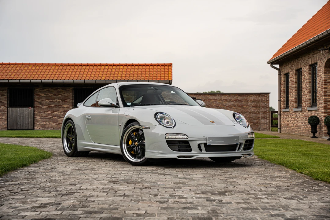 2010 Porsche 997 Carrera - Image 3 of 31