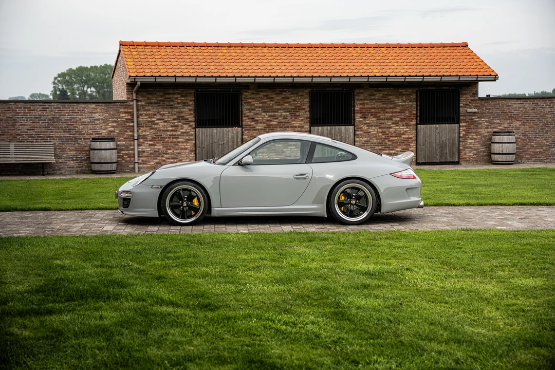 2010 Porsche 997 Carrera - Image 7 of 31