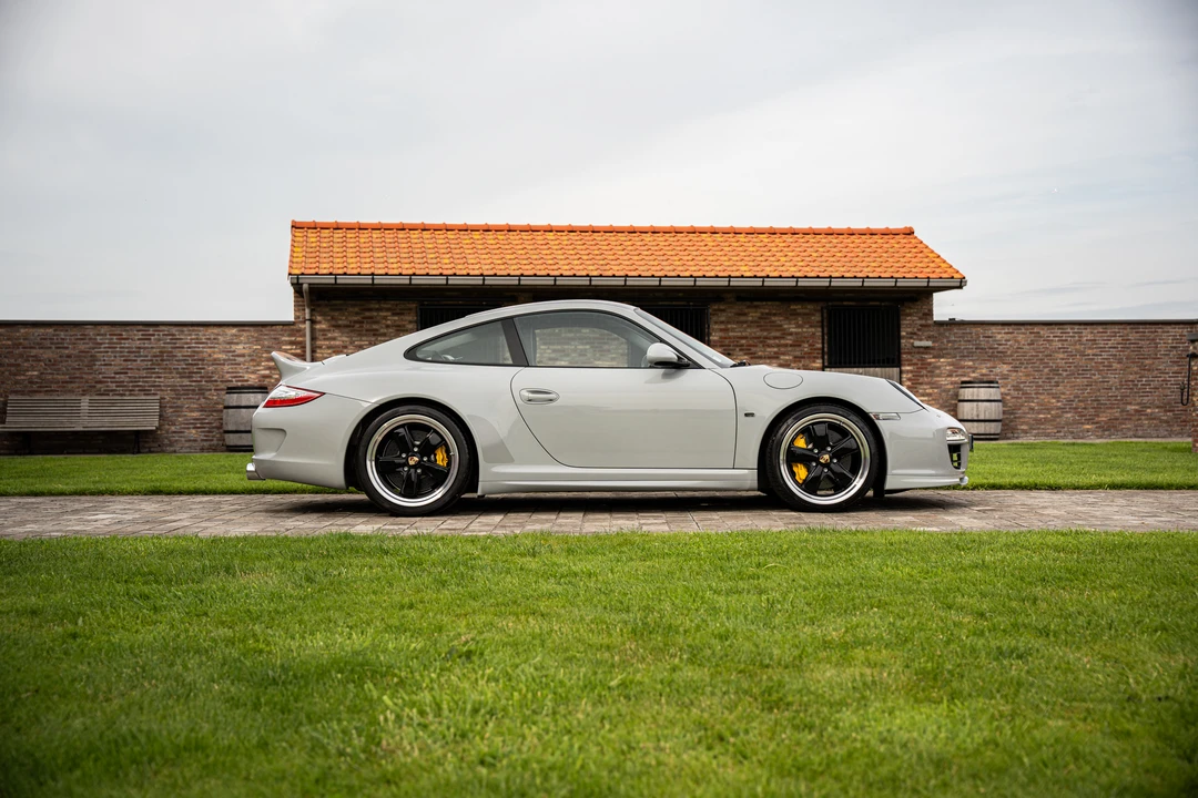 2010 Porsche 997 Carrera - Image 4 of 31