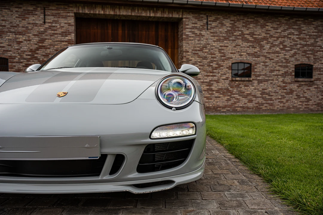 2010 Porsche 997 Carrera - Image 19 of 31