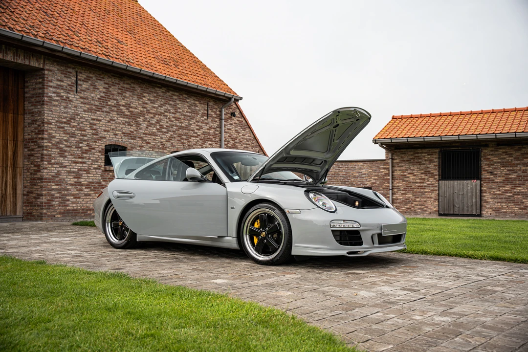 2010 Porsche 997 Carrera - Image 12 of 31