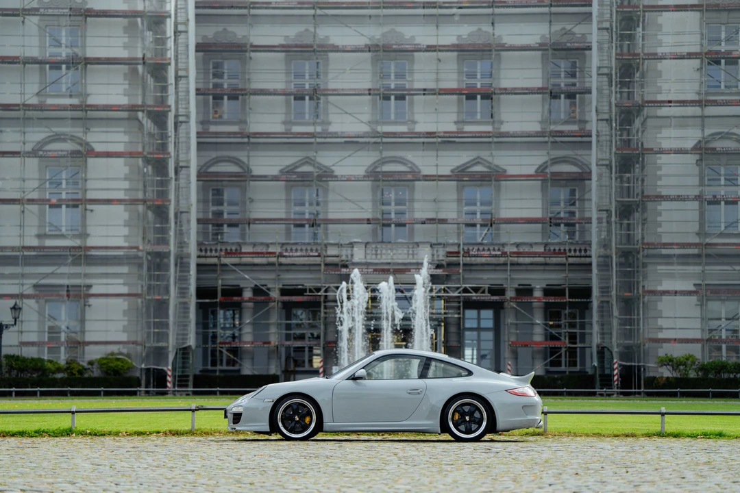 2010 Porsche 997 Sport Classic - Image 17 of 31