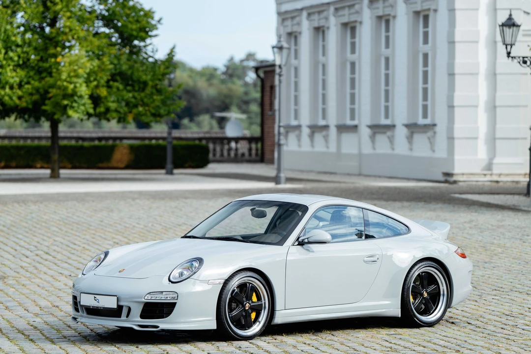 2010 Porsche 997 Sport Classic - Image 16 of 31