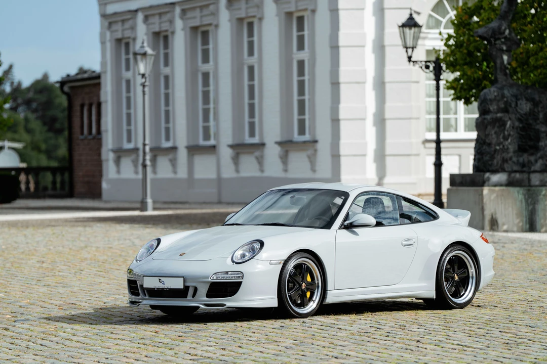 2010 Porsche 997 Sport Classic - Image 26 of 31