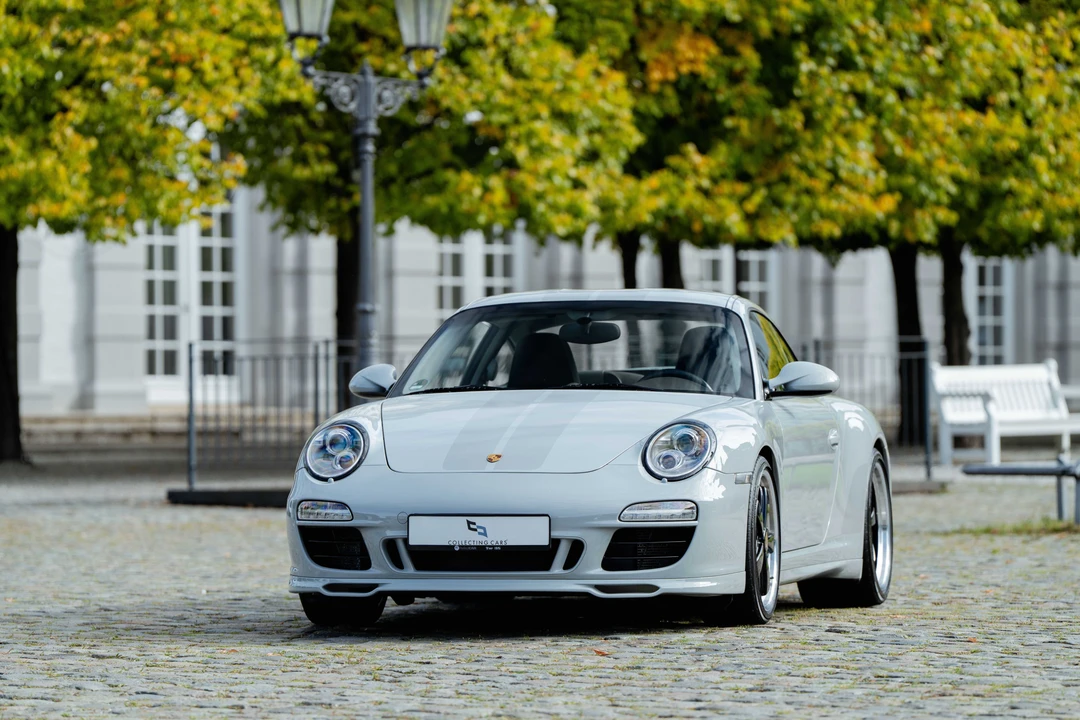 2010 Porsche 997 Sport Classic - Image 28 of 31