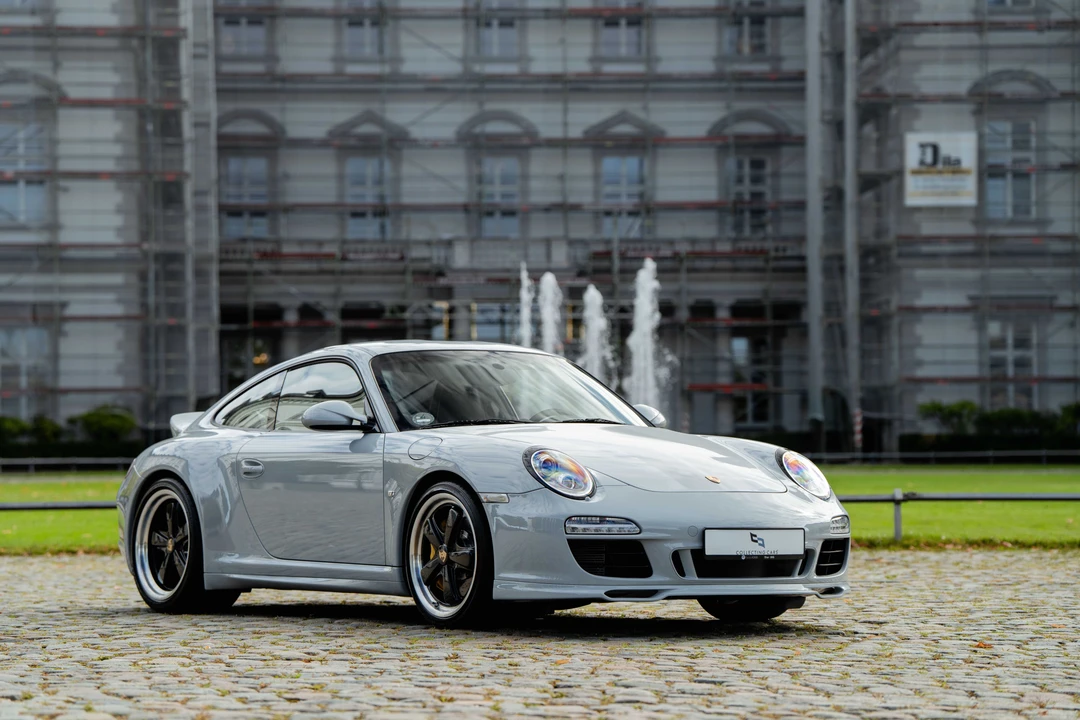 2010 Porsche 997 Sport Classic - Image 14 of 31