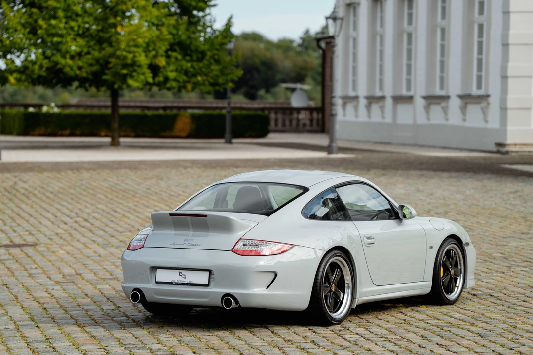 2010 Porsche 997 Sport Classic - Image 13 of 31