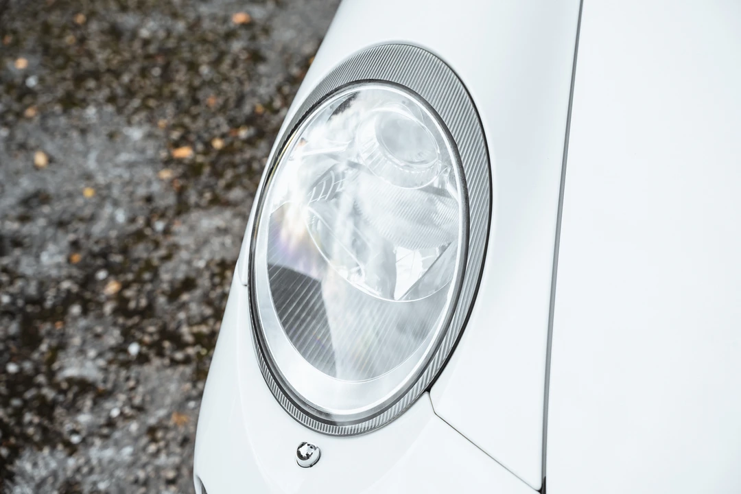 2010 Porsche 997 Carrera 4 - Image 21 of 31