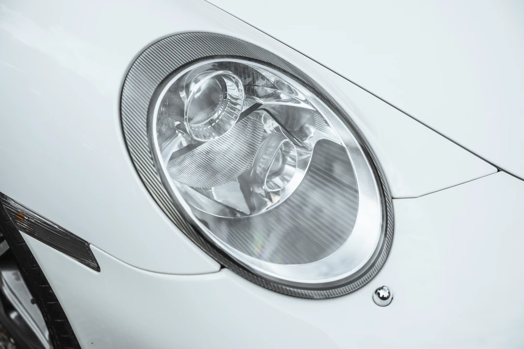 2010 Porsche 997 Carrera 4 - Image 22 of 31