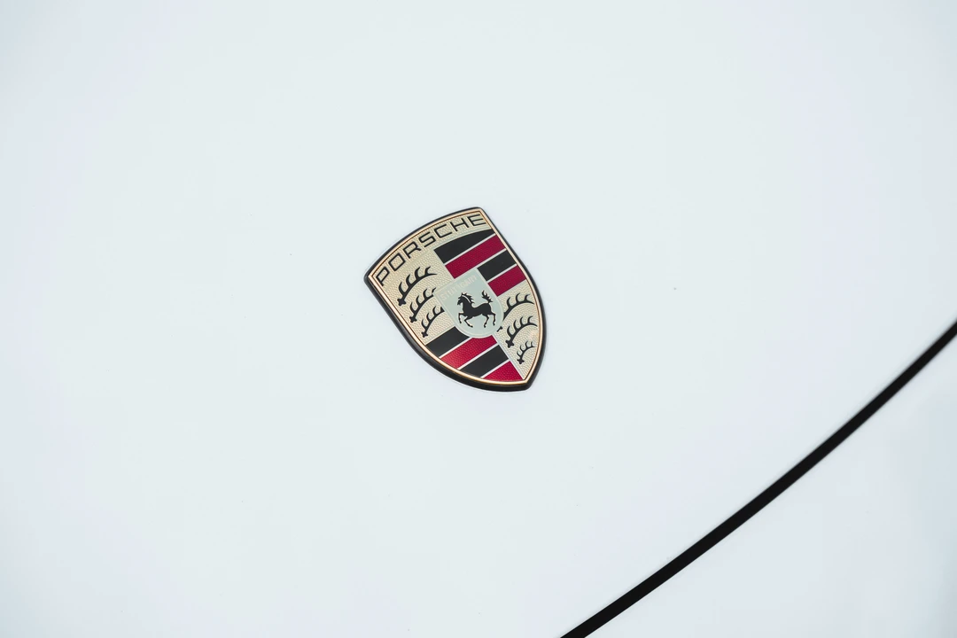 2010 Porsche 997 Carrera 4 - Image 23 of 31
