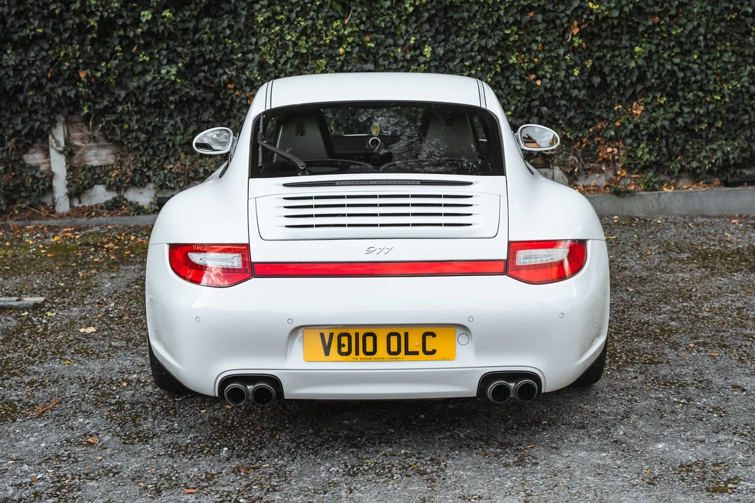 2010 Porsche 997 Carrera 4 - Image 13 of 31