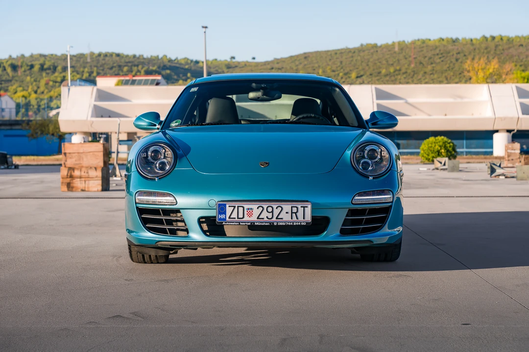 2010 Porsche 997 Carrera 4 - Image 21 of 31
