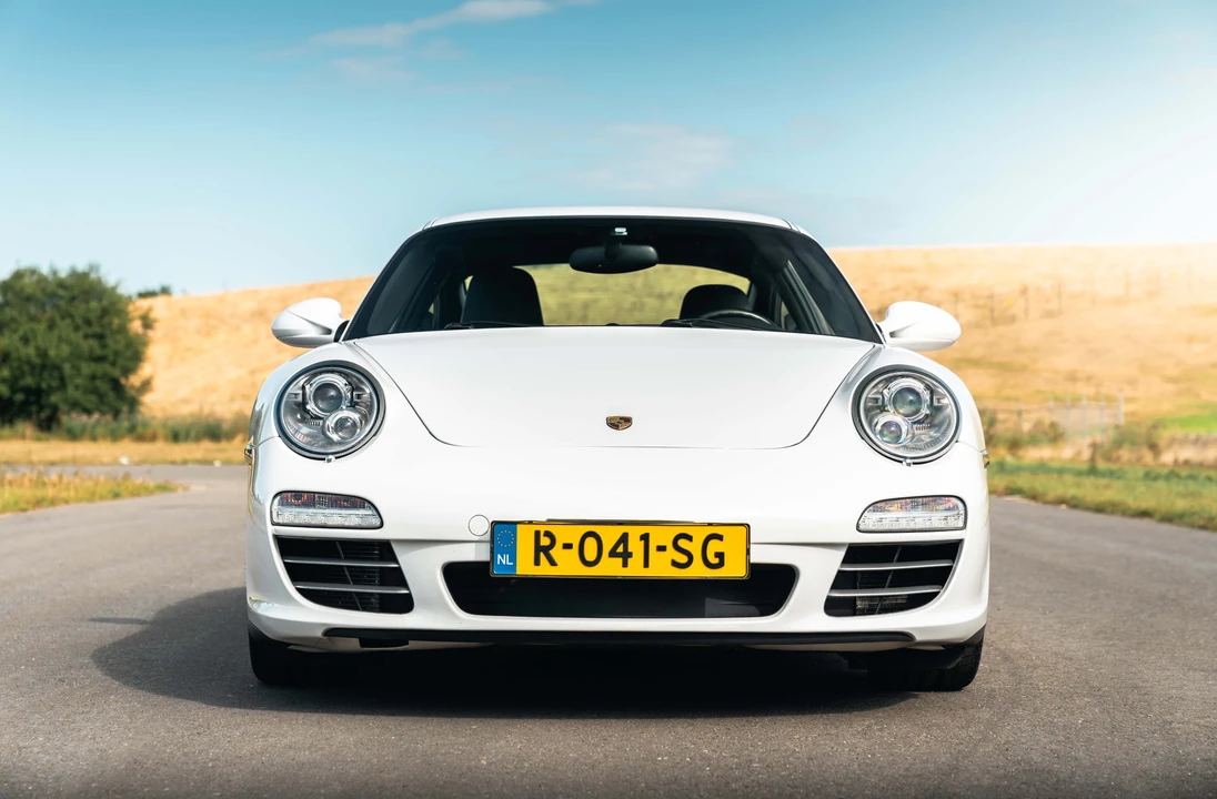 2010 Porsche 997 Carrera 4S - Image 2 of 31