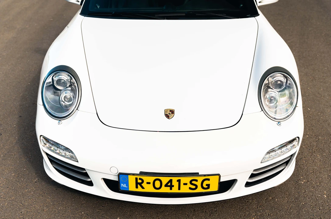 2010 Porsche 997 Carrera 4S - Image 26 of 31