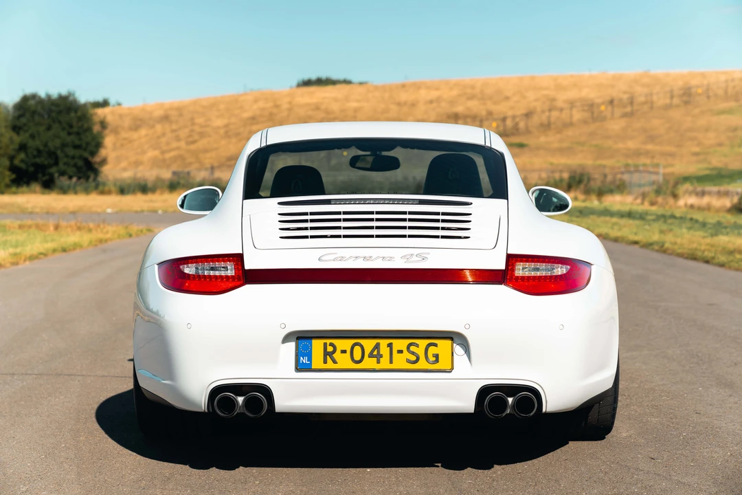 2010 Porsche 997 Carrera 4S - Image 6 of 31