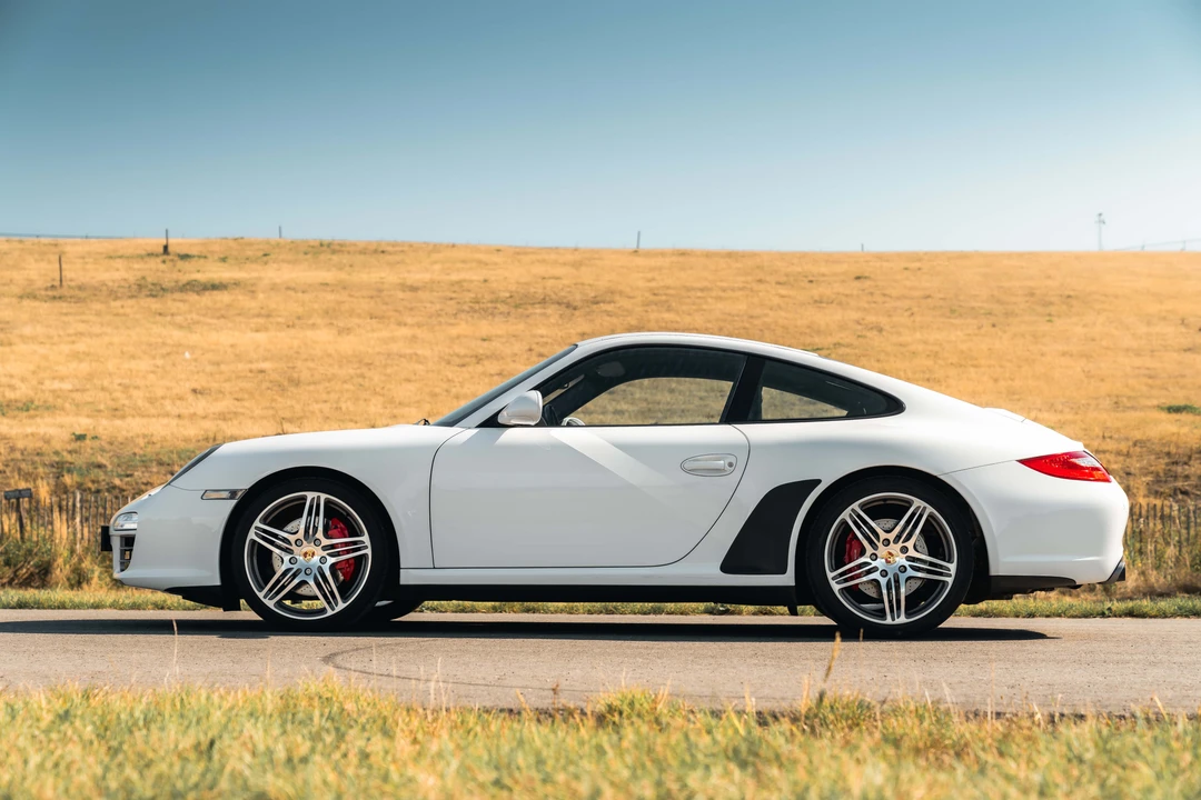 2010 Porsche 997 Carrera 4S - Image 4 of 31
