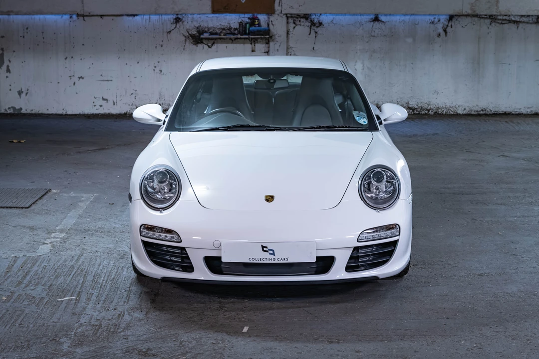2010 Porsche 997 Carrera S - Image 10 of 31