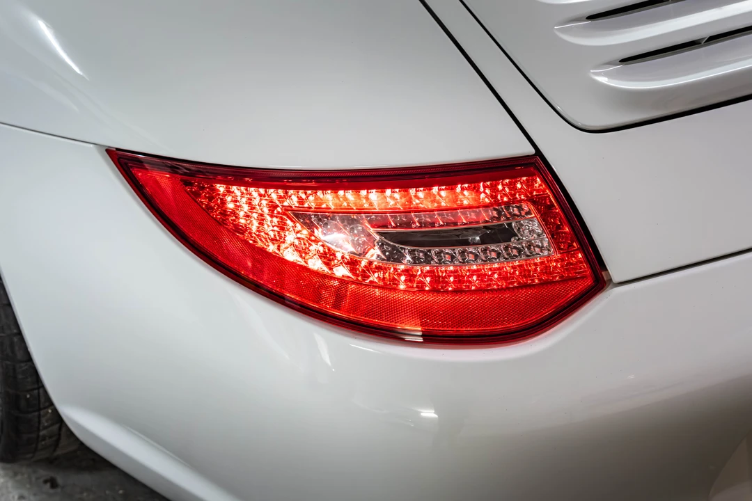 2010 Porsche 997 Carrera S - Image 19 of 31