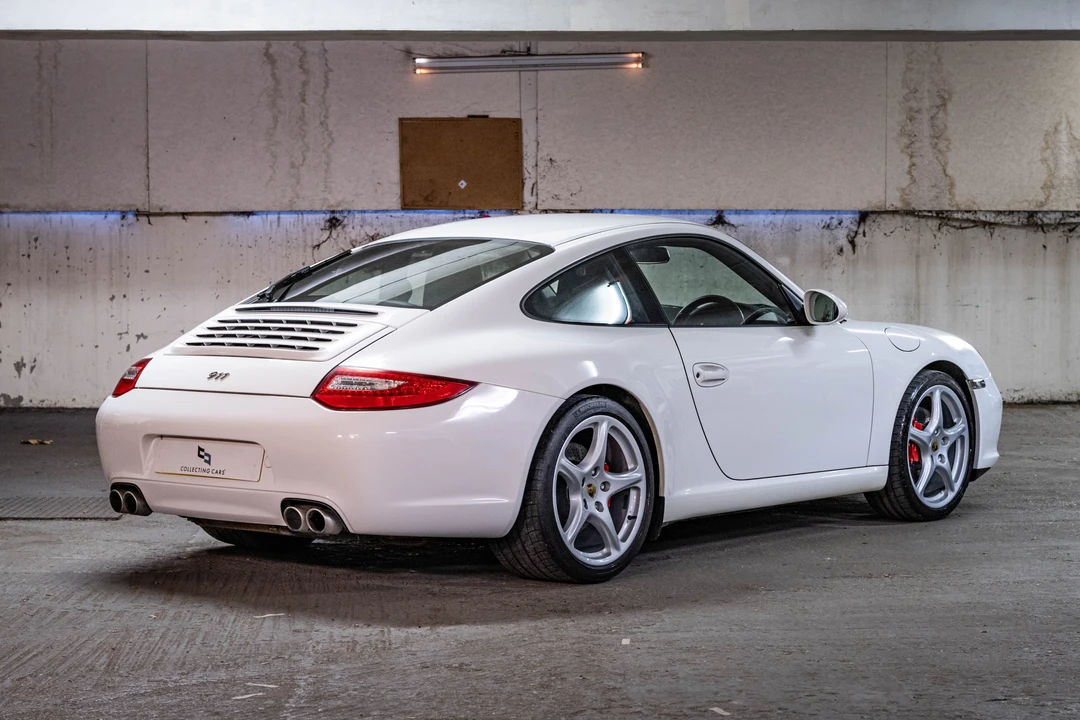 2010 Porsche 997 Carrera S - Image 5 of 31