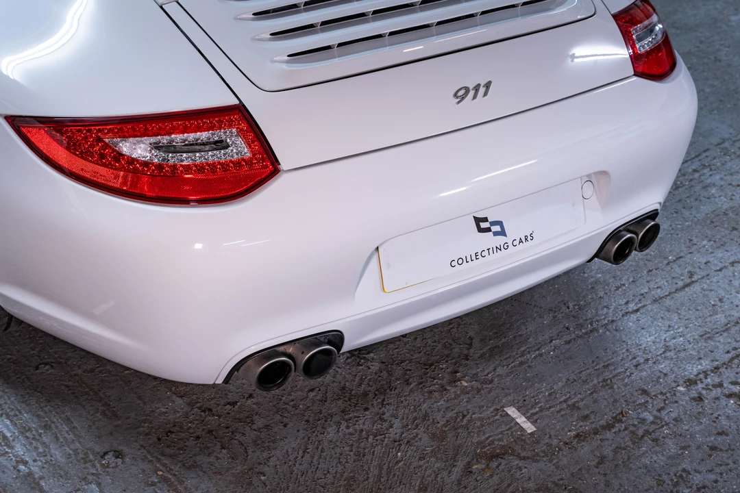 2010 Porsche 997 Carrera S - Image 25 of 31