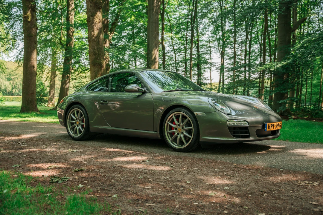 2010 Porsche 997 Carrera S - Image 9 of 31