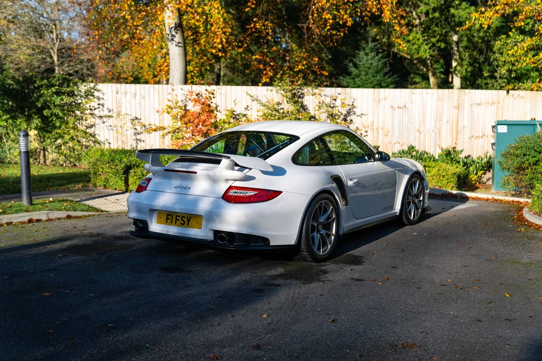 2010 Porsche 997 GT2 - Image 17 of 31