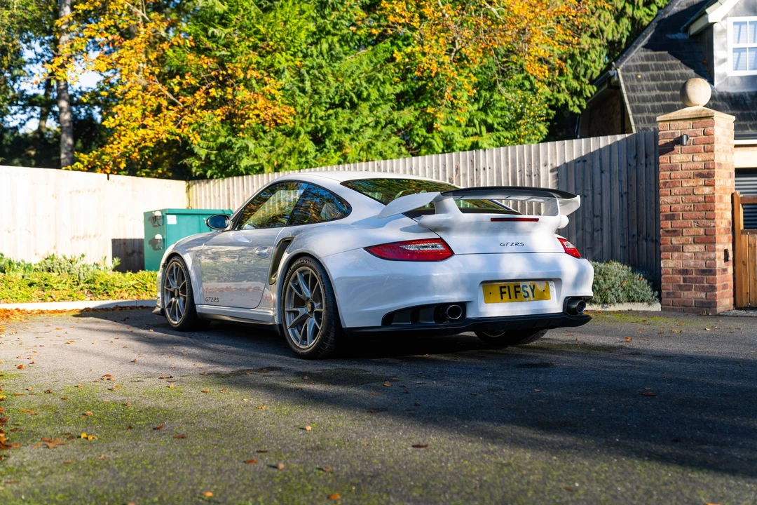 2010 Porsche 997 GT2 - Image 14 of 31