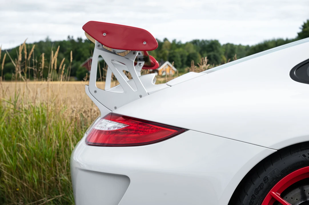 2010 Porsche 997 GT3 RS - Image 30 of 31