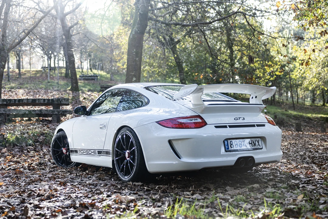 2010 Porsche 997 GT3 - Image 7 of 31