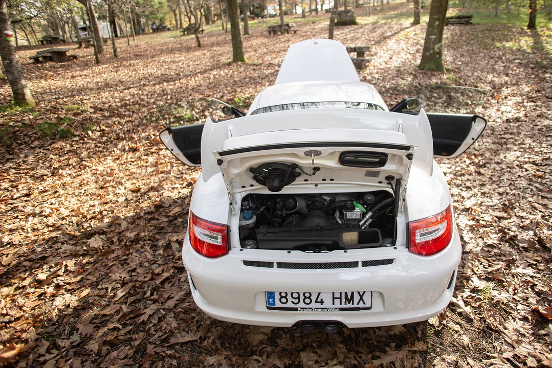 2010 Porsche 997 GT3 - Image 18 of 31