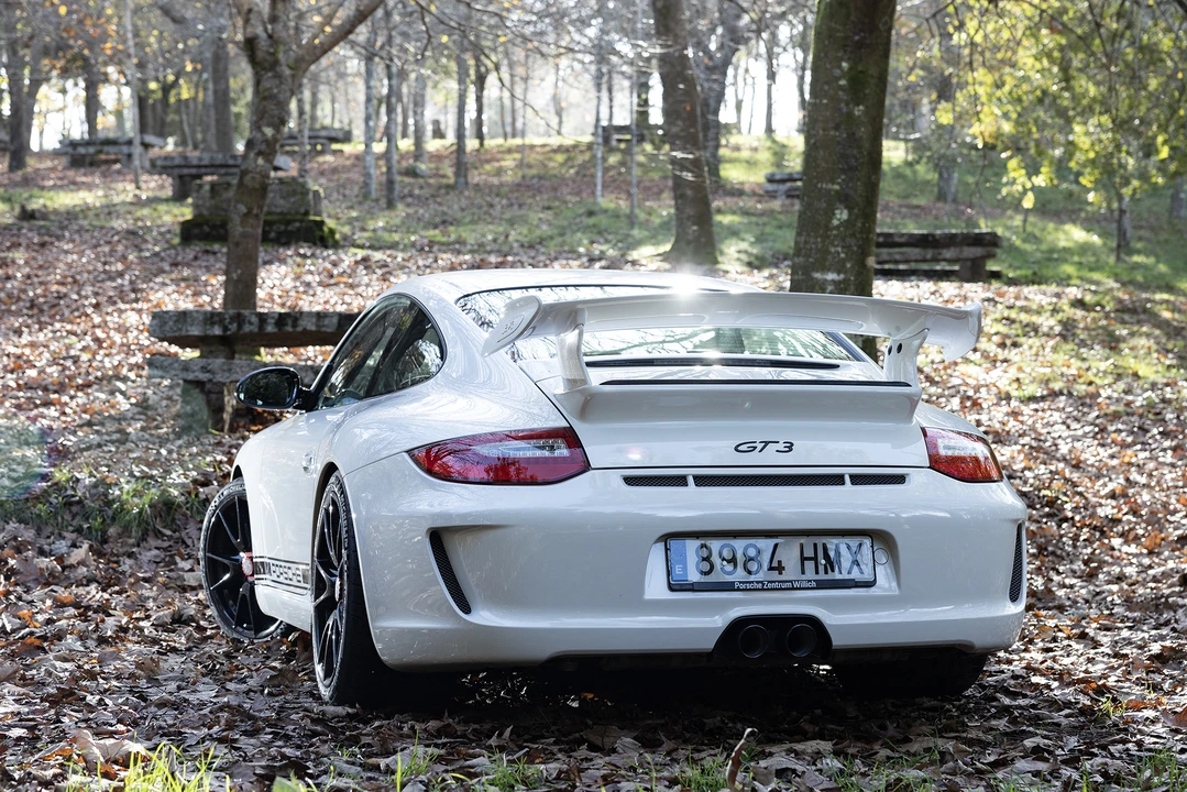 2010 Porsche 997 GT3 - Image 20 of 31