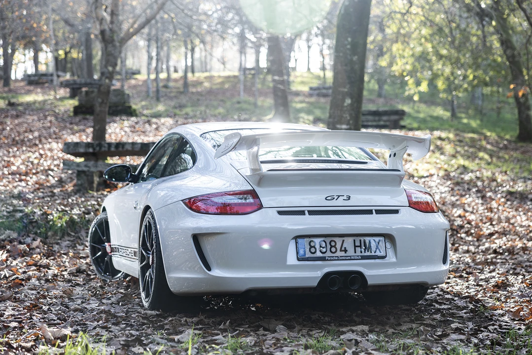 2010 Porsche 997 GT3 - Image 12 of 31