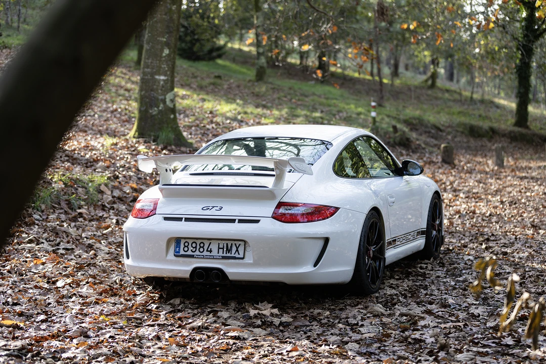 2010 Porsche 997 GT3 - Image 22 of 31
